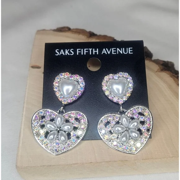 Saks Fifth Avenue Heart Drop Earrings Pearl & AB Rhinestone Dangle Earrings NWT - Picture 3 of 10